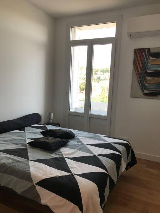 Raphael Et Centre 10 Mn A Pied Appartement