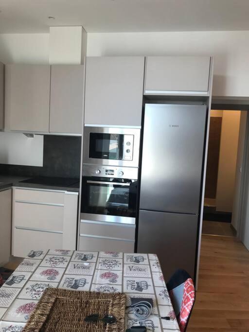 Appartement Raphael Et Centre 10 Mn A Pied Saint-Raphaël